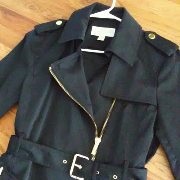 Michael Kors Jackets & Blazers - 💥HOST PICK Michael Kors trench coat